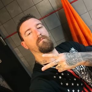 Meet your Posher, Korey